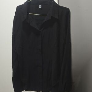 SHEIN Elegant Black Top